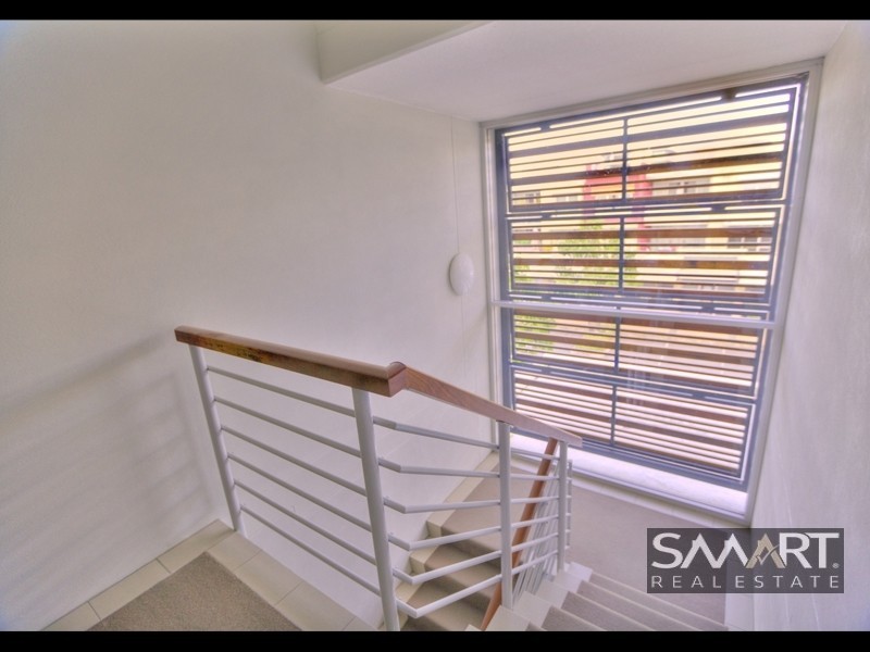6/1 Arbour Avenue, Robina QLD 4226
