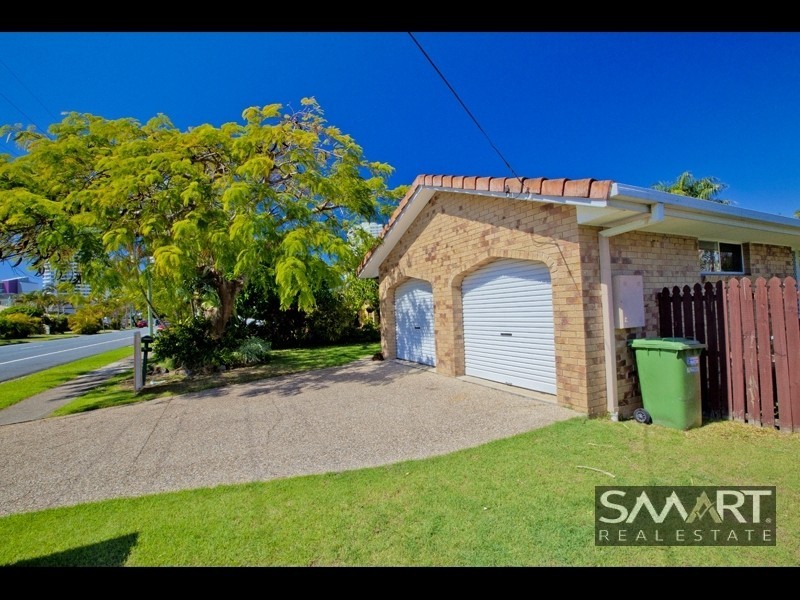 28 Broadwater Street, Runaway Bay QLD 4216