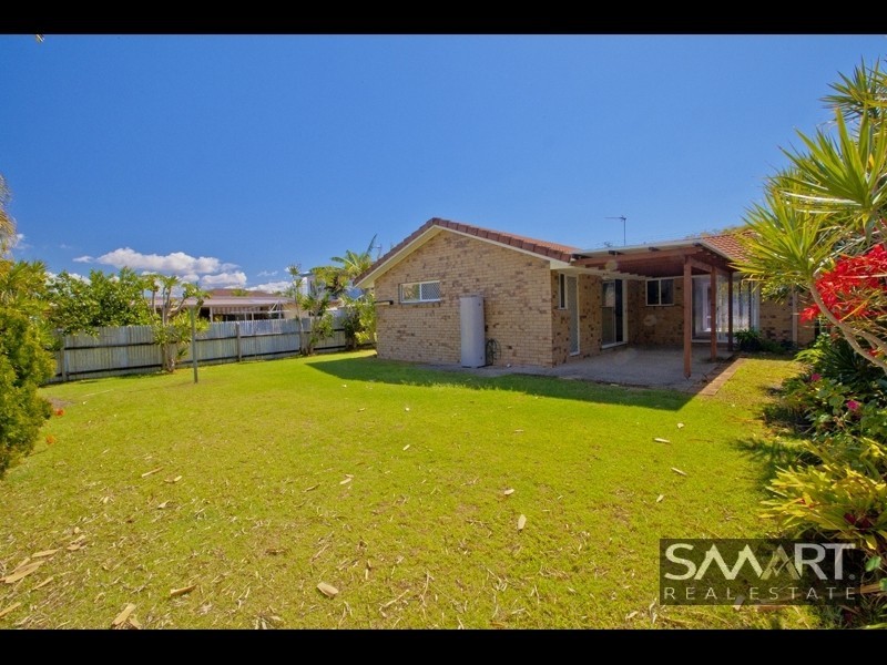 28 Broadwater Street, Runaway Bay QLD 4216