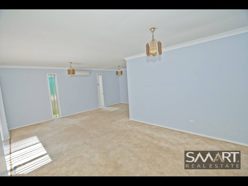 28 Broadwater Street, Runaway Bay QLD 4216