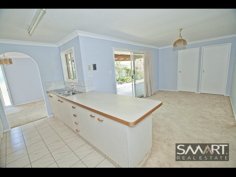 28 Broadwater Street, Runaway Bay QLD 4216