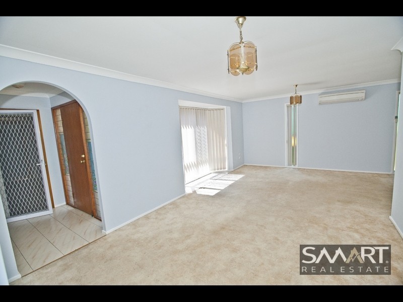 28 Broadwater Street, Runaway Bay QLD 4216