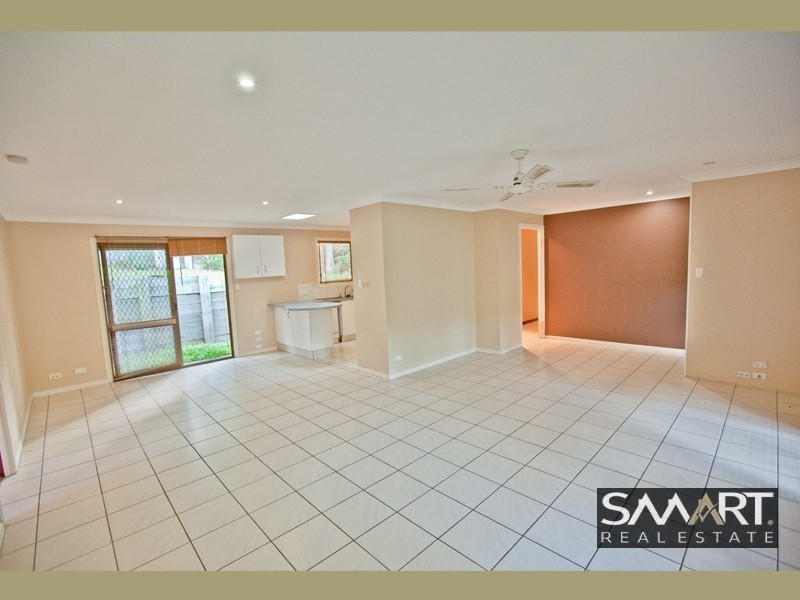 106 Plateau Crescent, Carrara QLD 4211