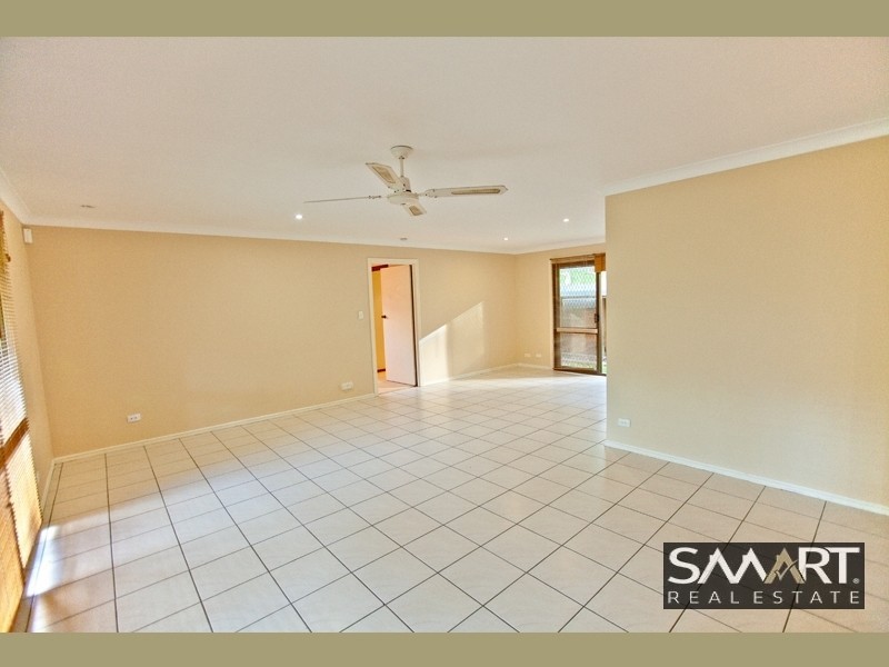 106 Plateau Crescent, Carrara QLD 4211