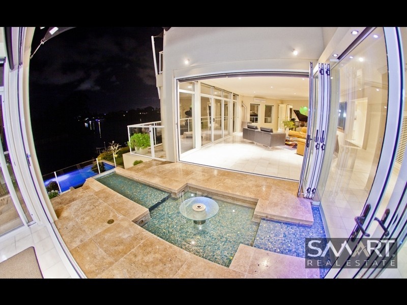 398 Benowa Road, Benowa Waters QLD 4217