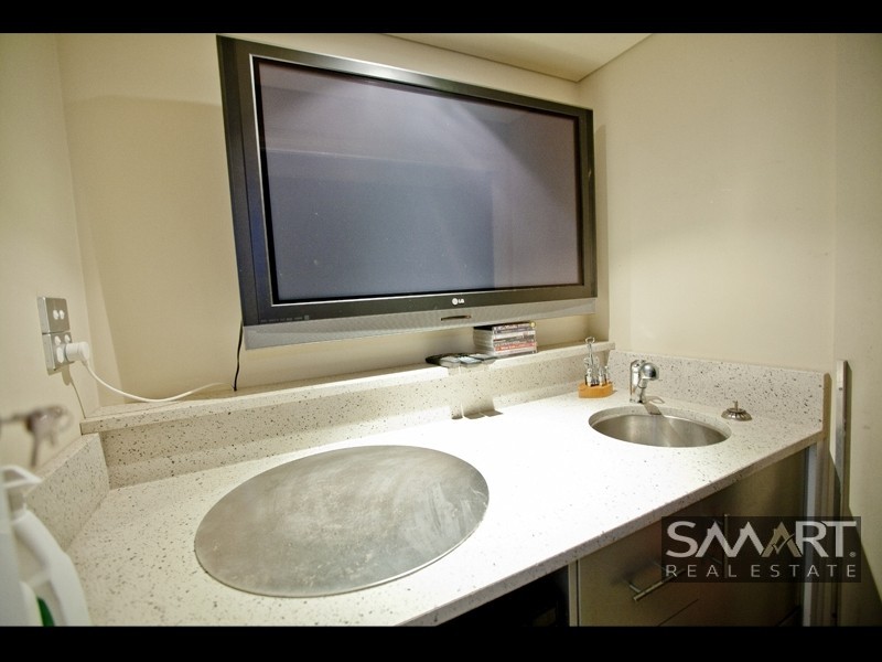 398 Benowa Road, Benowa Waters QLD 4217