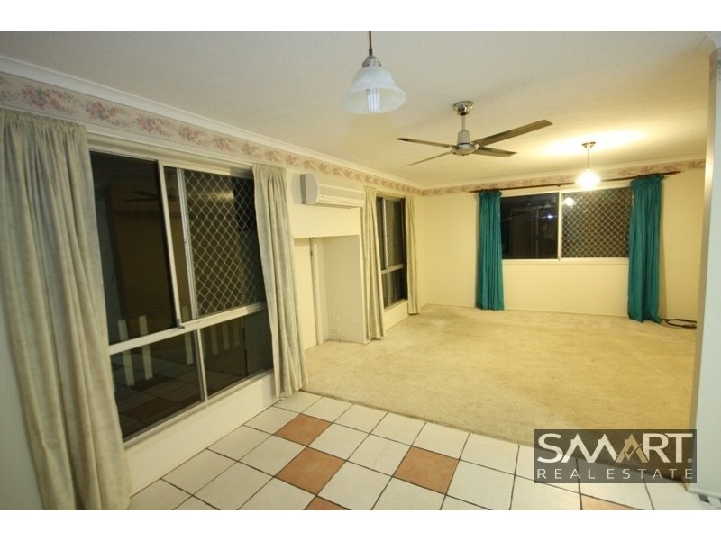 8 Onslow Street, Nerang QLD 4211