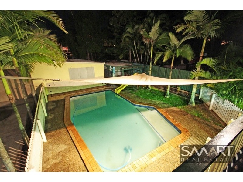 8 Onslow Street, Nerang QLD 4211