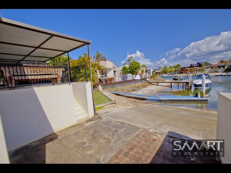 60 Commodore Drive, Paradise Waters QLD 4217