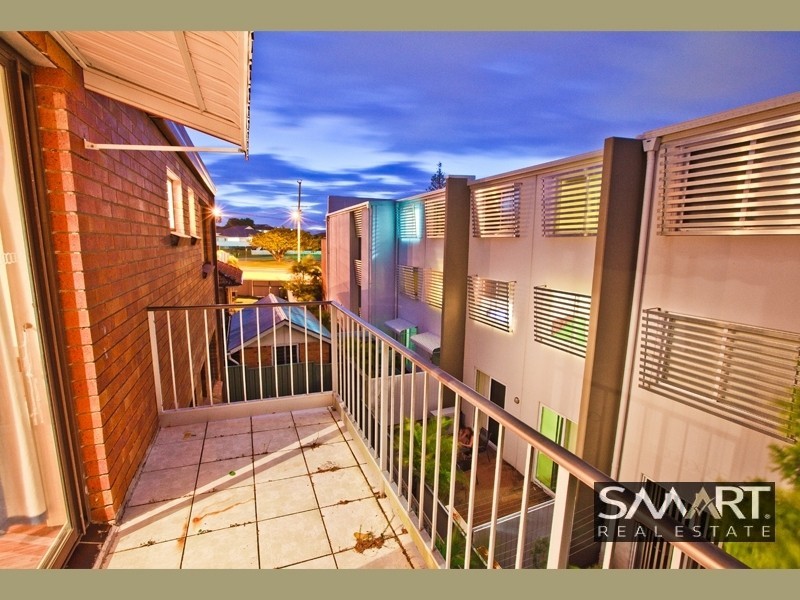 6/4 Rose Street, Southport QLD 4215
