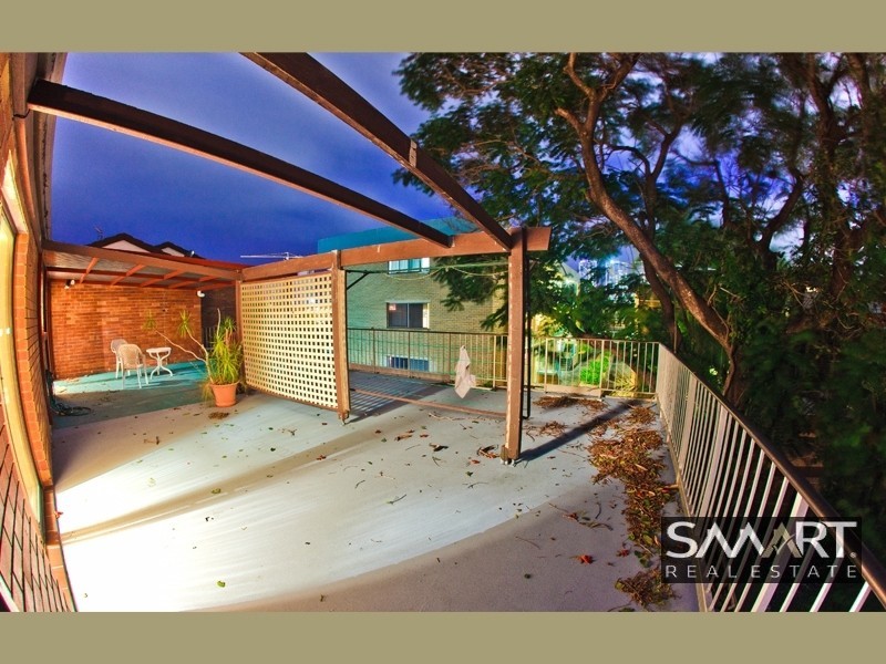 6/4 Rose Street, Southport QLD 4215
