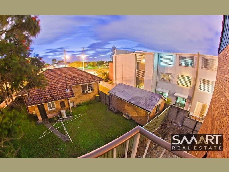 6/4 Rose Street, Southport QLD 4215