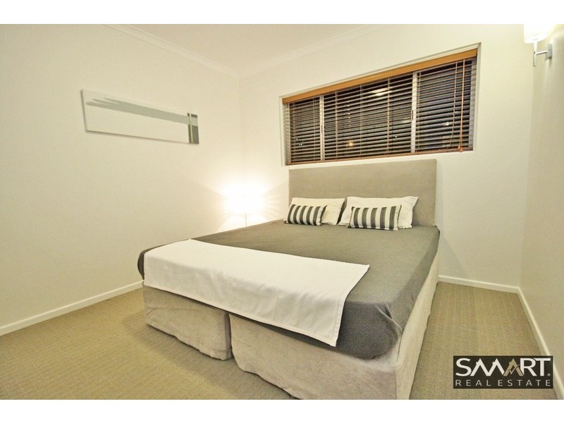 3/53 Connor Street, Burleigh Heads QLD 4220