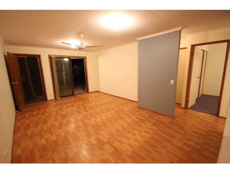 13/11 Hoya Court, Labrador QLD 4215