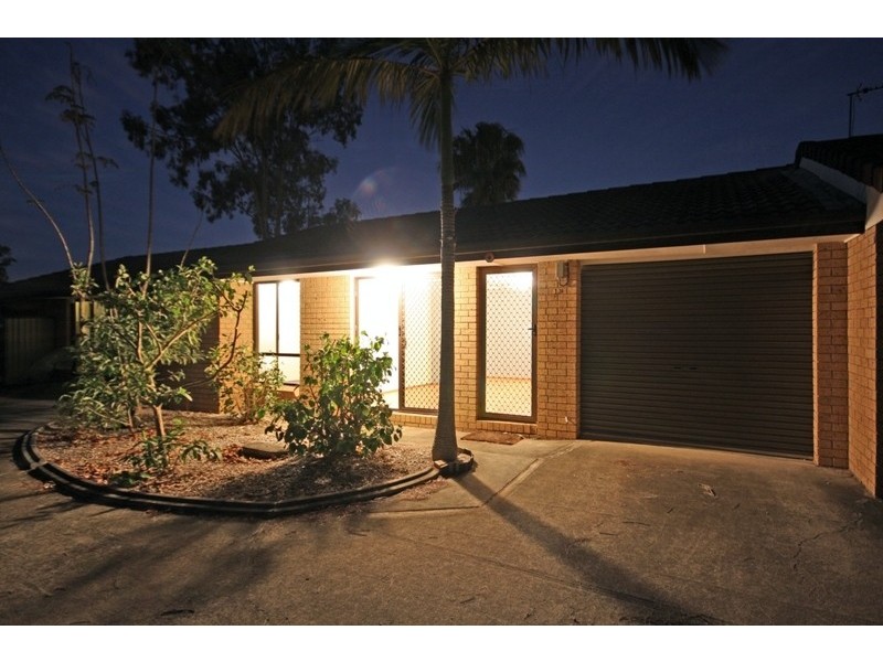 13/11 Hoya Court, Labrador QLD 4215