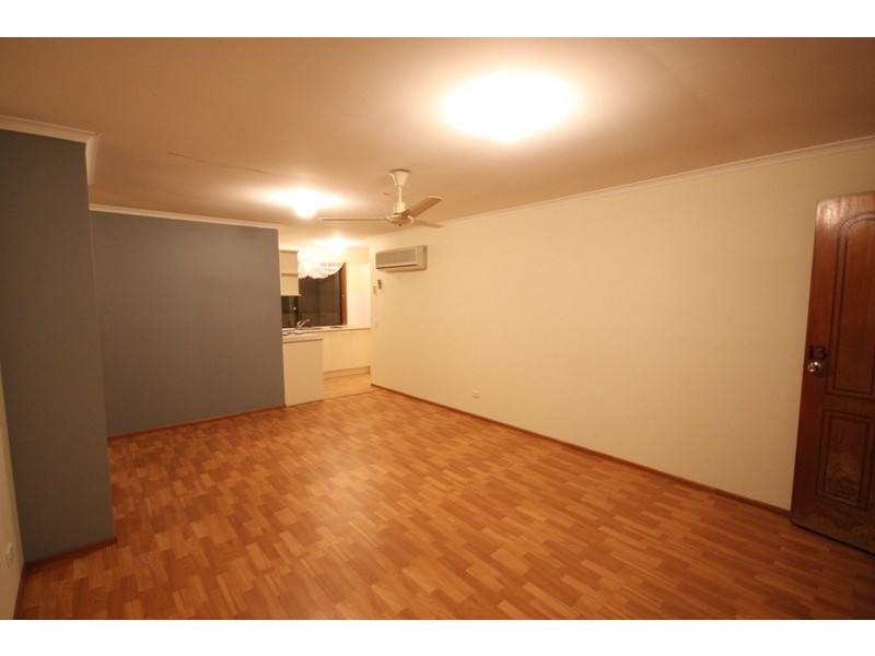 13/11 Hoya Court, Labrador QLD 4215