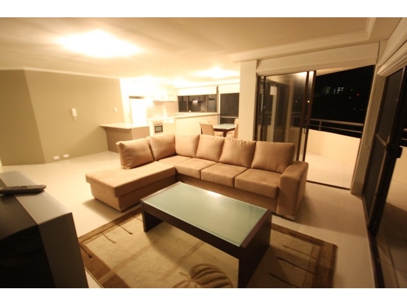 11/1 Peninsular Drive, Surfers Paradise QLD 4217