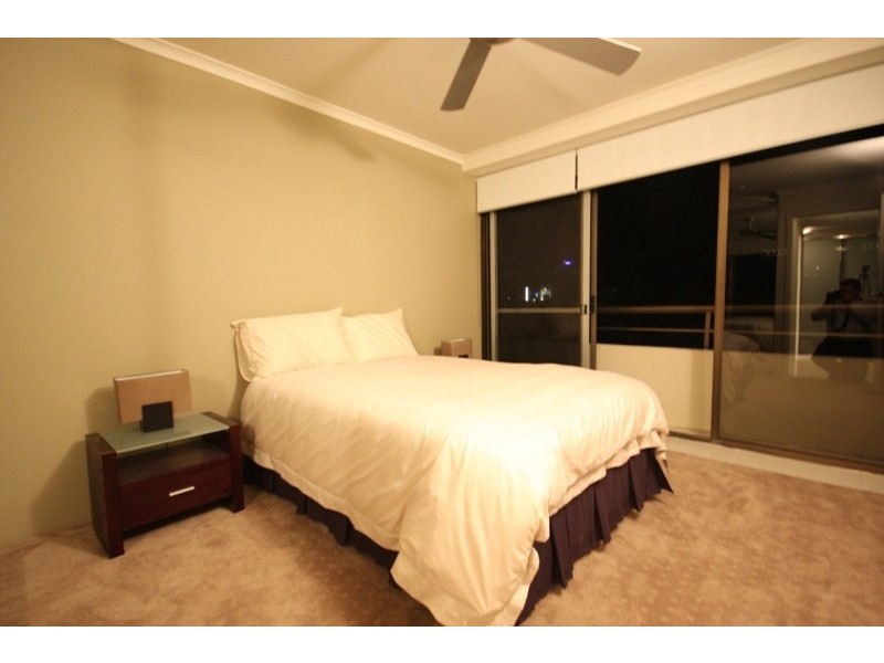 11/1 Peninsular Drive, Surfers Paradise QLD 4217