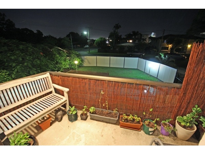 6/14 Brett Avenue, Labrador QLD 4215