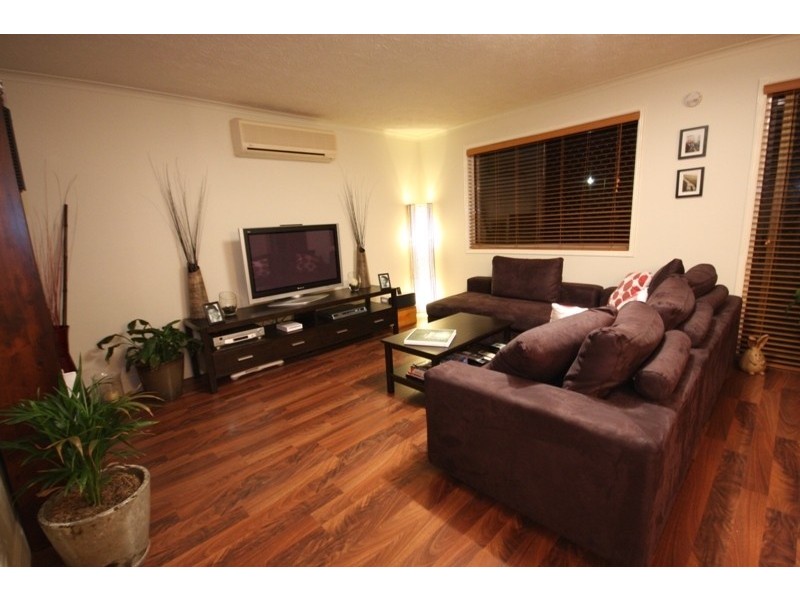 6/14 Brett Avenue, Labrador QLD 4215