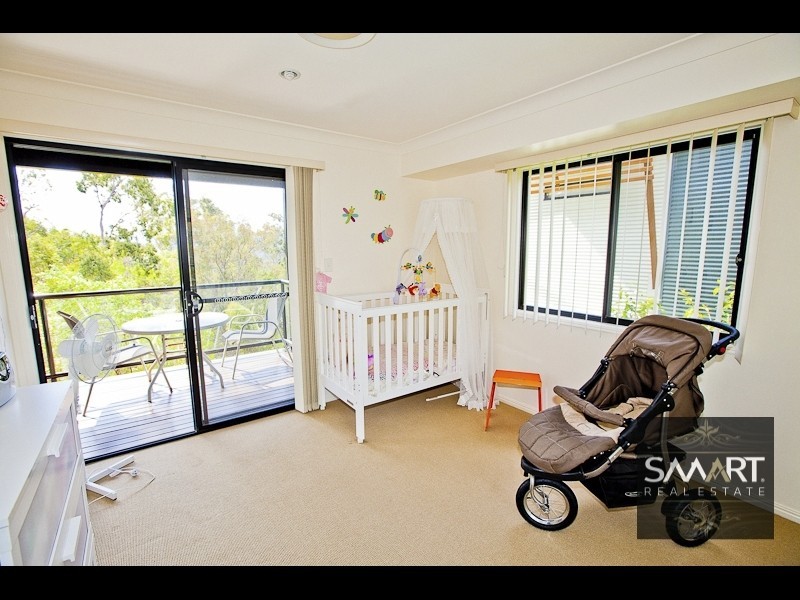 11/2 Ridgeline Way, Highland Park QLD 4211