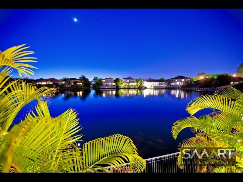 53 The Boulevard, Southport QLD 4215