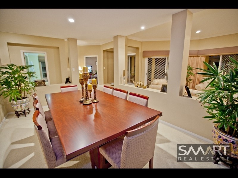 53 The Boulevard, Southport QLD 4215