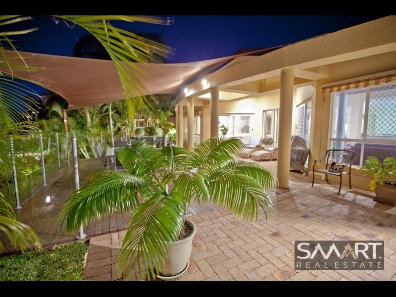 53 The Boulevard, Southport QLD 4215
