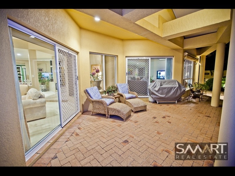 53 The Boulevard, Southport QLD 4215