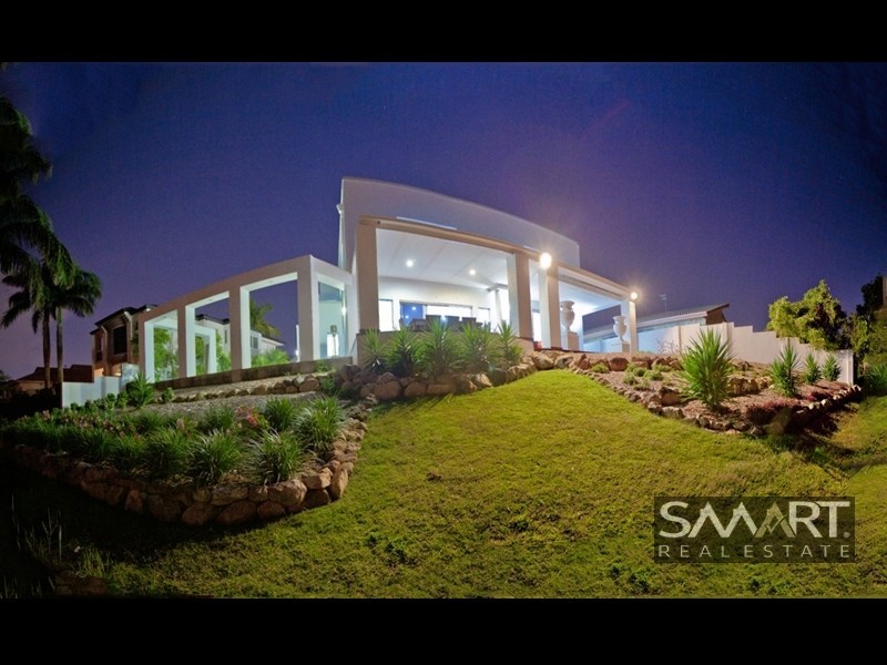 40 Santabelle Crescent, Clear Island Waters QLD 4226