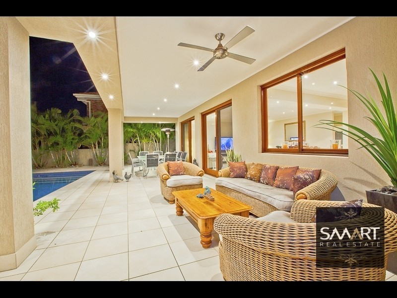 48 Charolais Crescent, Benowa Waters QLD 4217