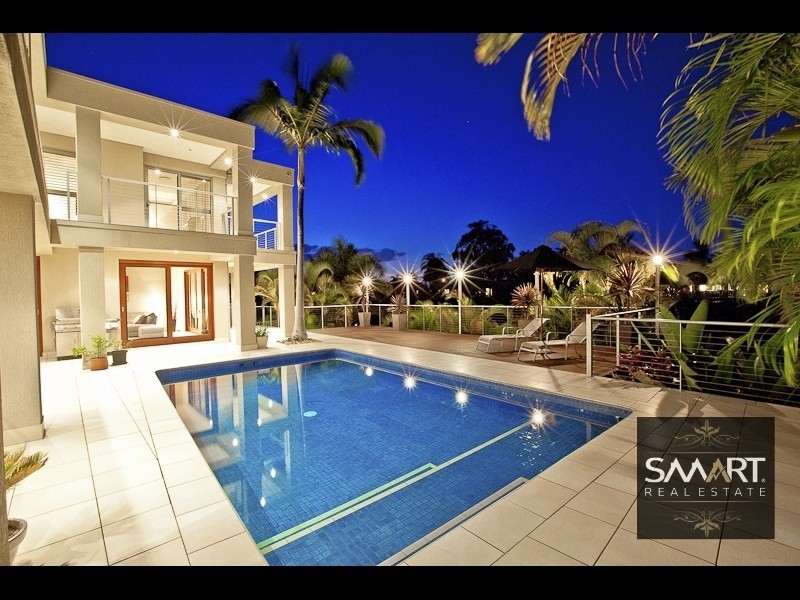 48 Charolais Crescent, Benowa Waters QLD 4217