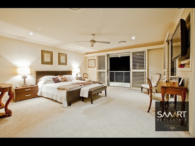 48 Charolais Crescent, Benowa Waters QLD 4217