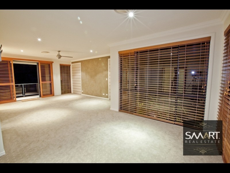 15 King Charles Drive,, Sovereign Islands QLD 4216