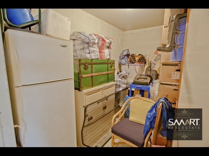 1/15 Darrambal Street, Chevron Island QLD 4217