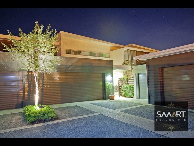 7511 Springfield Drive, Hope Island QLD 4212