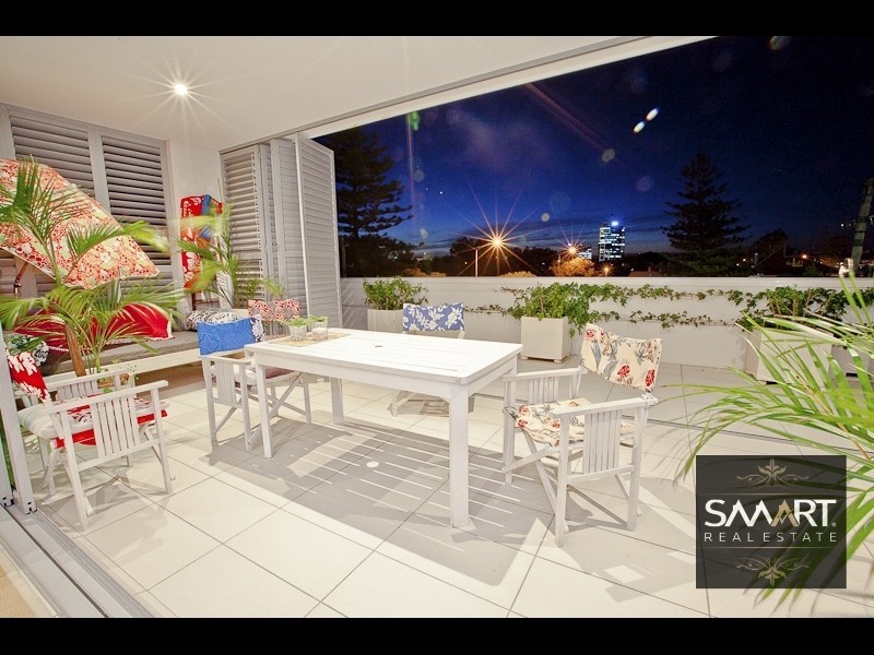 7/7-9 Burra Street, Chevron Island QLD 4217