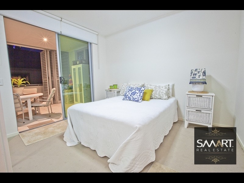 7/7-9 Burra Street, Chevron Island QLD 4217