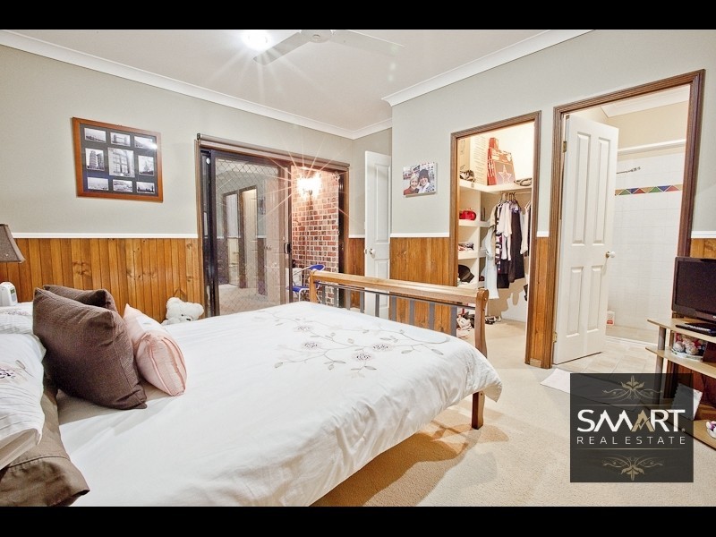 2 Dellwood Circuit, Molendinar QLD 4214