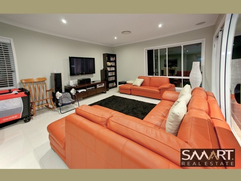 37 Harris Street, Labrador QLD 4215