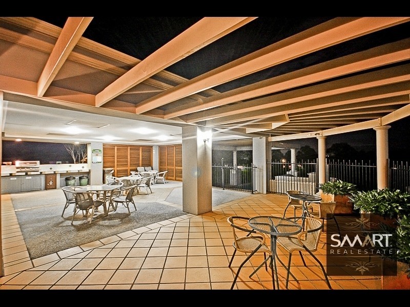 5/433 Brisbane Road, Coombabah QLD 4216