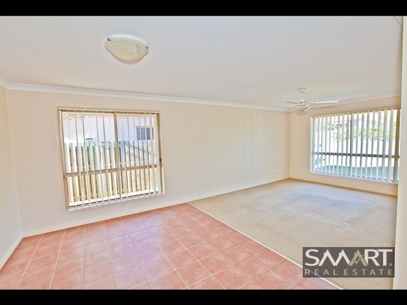 12 Lilyvale Crescent, Ormeau QLD 4208