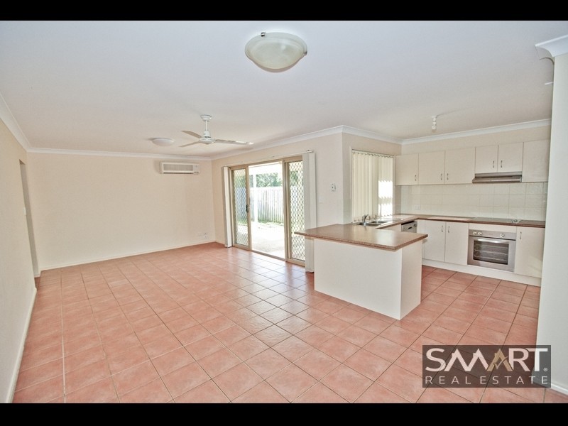 12 Lilyvale Crescent, Ormeau QLD 4208