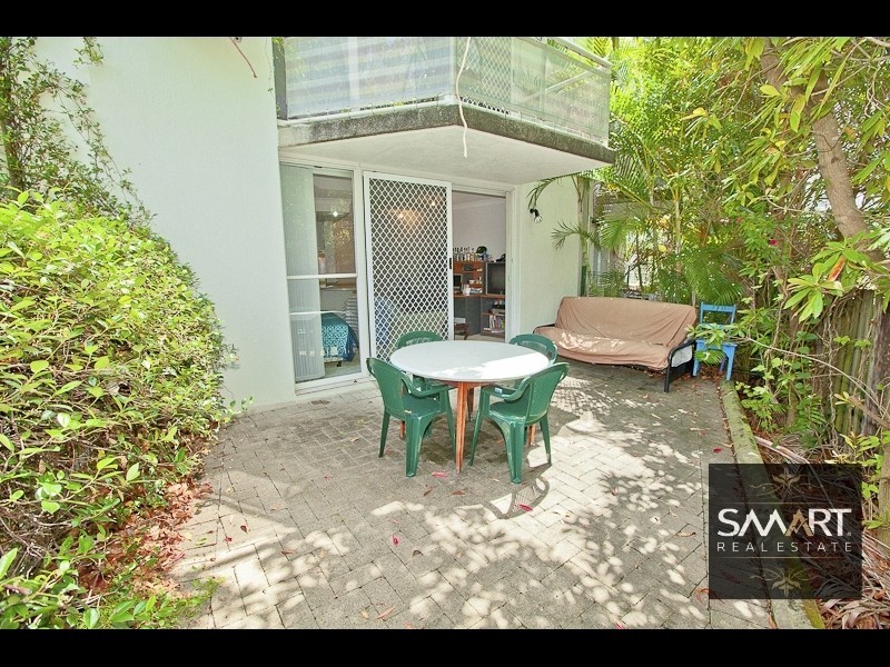 3/15 Weemala Street, Chevron Island QLD 4217