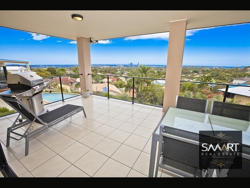 18 Bellavista Close, Highland Park QLD 4211