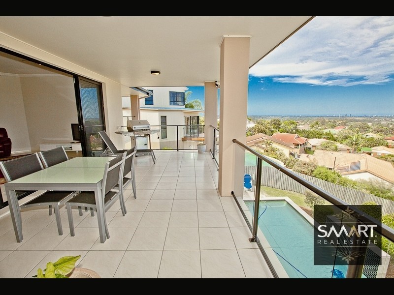 18 Bellavista Close, Highland Park QLD 4211