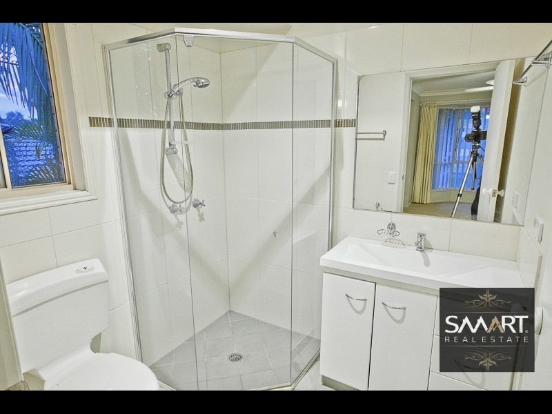 5 Rushworth Court, Parkwood QLD 4214