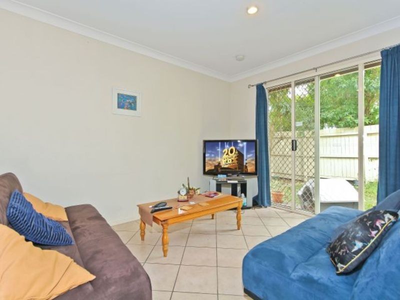 3/80 Mearns, Fairfield QLD 4103