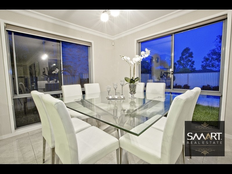 67 Highcrest Circuit, Molendinar QLD 4214