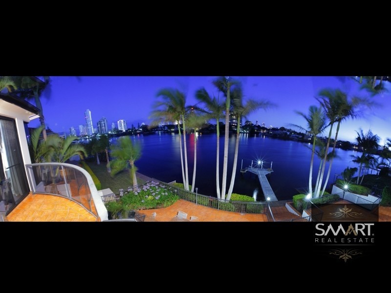 76 Amalfi Drive, Isle Of Capri QLD 4217